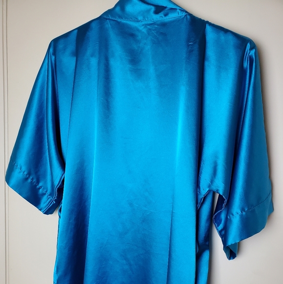 Silk Robe - Picture 6 of 6